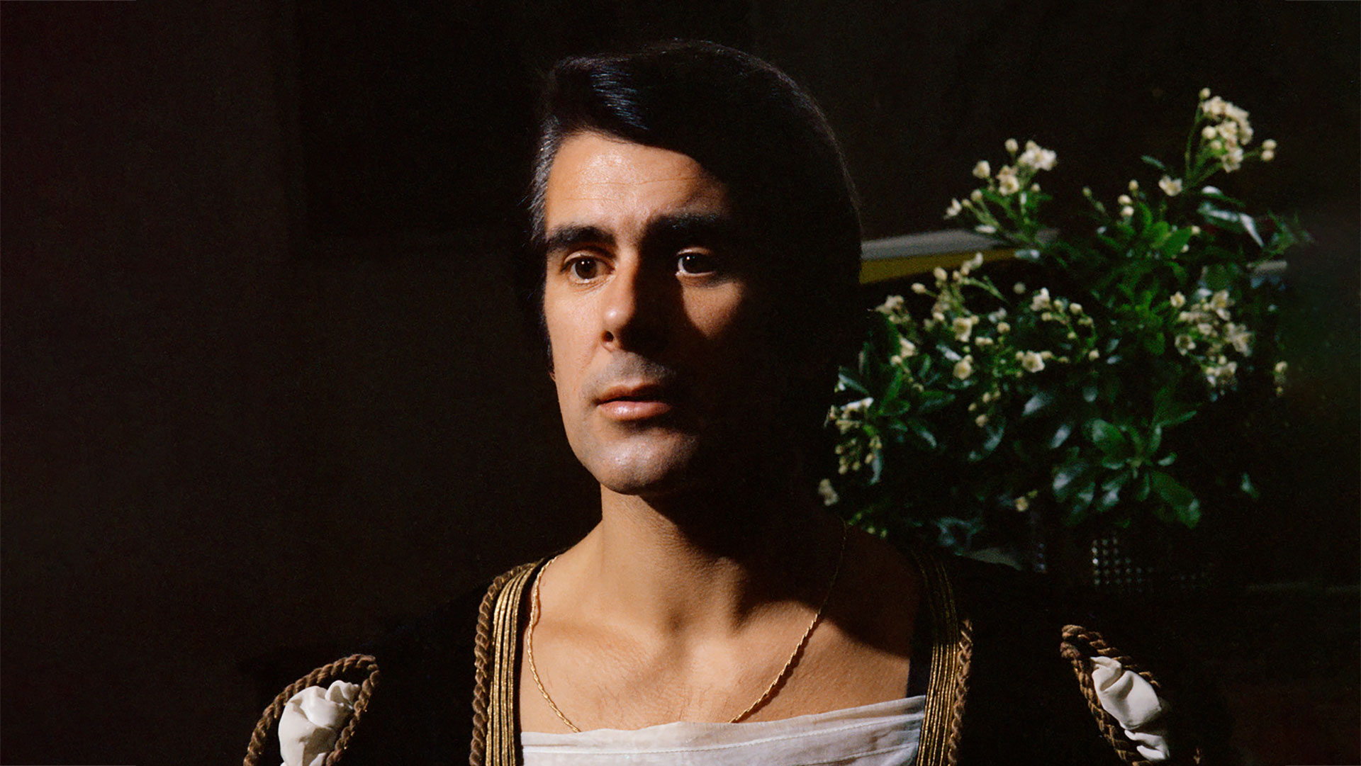 Donald MacLeary » Voices of British Ballet